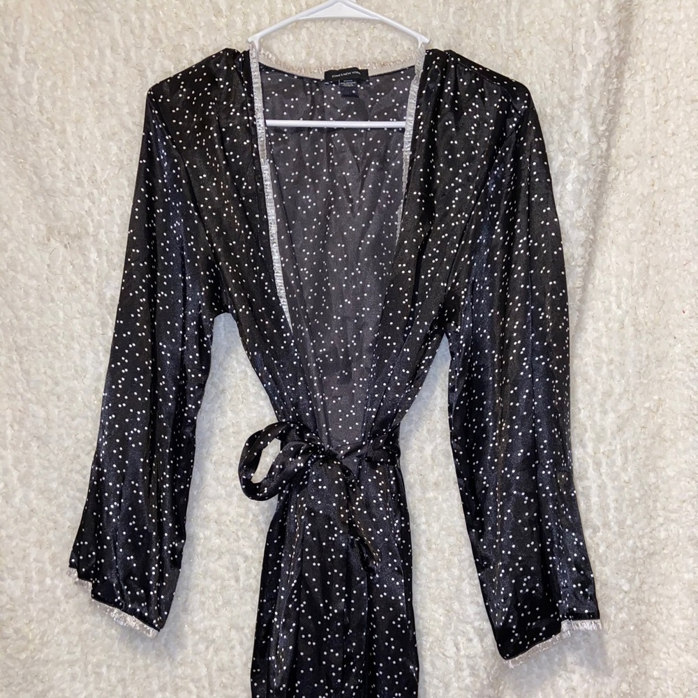 Jones New York Robe